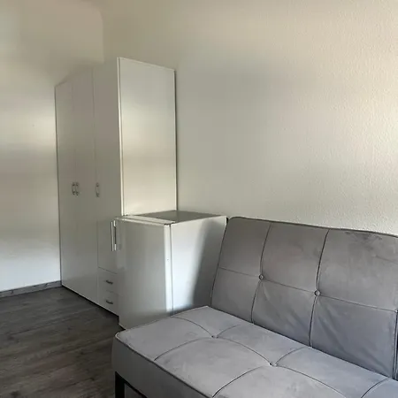 홈스테이 Wohngemeinschaft Mit Privatzimmern