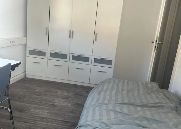 Wohngemeinschaft Mit Privatzimmern